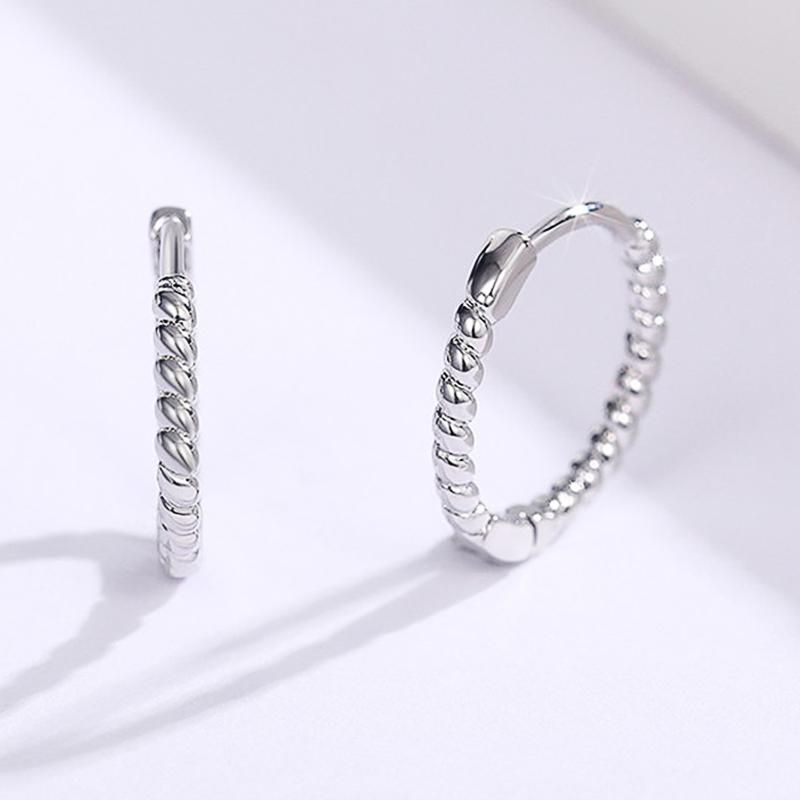 

Hoop & Huggie Huitan Female Daily Wearable Earrings Mini Circle Versatile Accessories Party Jewelry Elegant Statement For Women