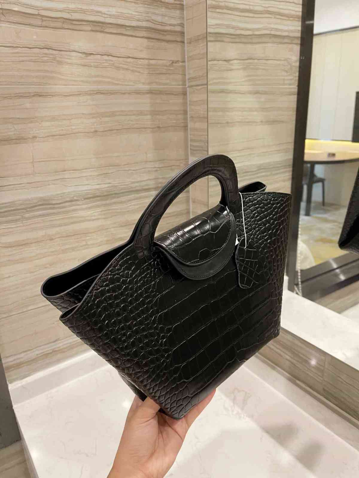 

Handbags Women Luxurys Designers Bags 2021 Designer Luxury Satchel Messenger Handbag Leather Strum Handbag Purses Totes mini Crossbody Bag 5FD9