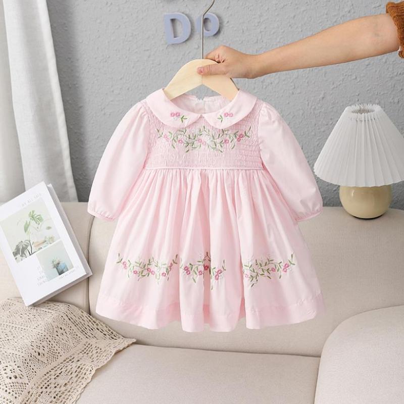 

Girl's Dresses Baby Girl Smocked Infant Smock Flower Embroidery Frock Children Spanish Boutique Clothes Toddler Handmade Smocking A1020, Pink