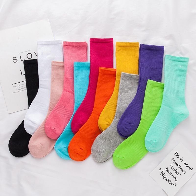 

Fashion Women and Men Rainbow socks High Quality Letter Breathable Cotton Sports Wholesale multiple colour Stockings Sent at random Universal size, White