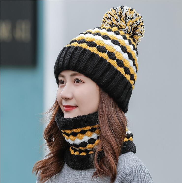 

sale a++ Women's autumn and winter bib two-piece knitted warm Hats & Scarves Sets GSZM011a Fashion cycling windproof ear protection woolen cap