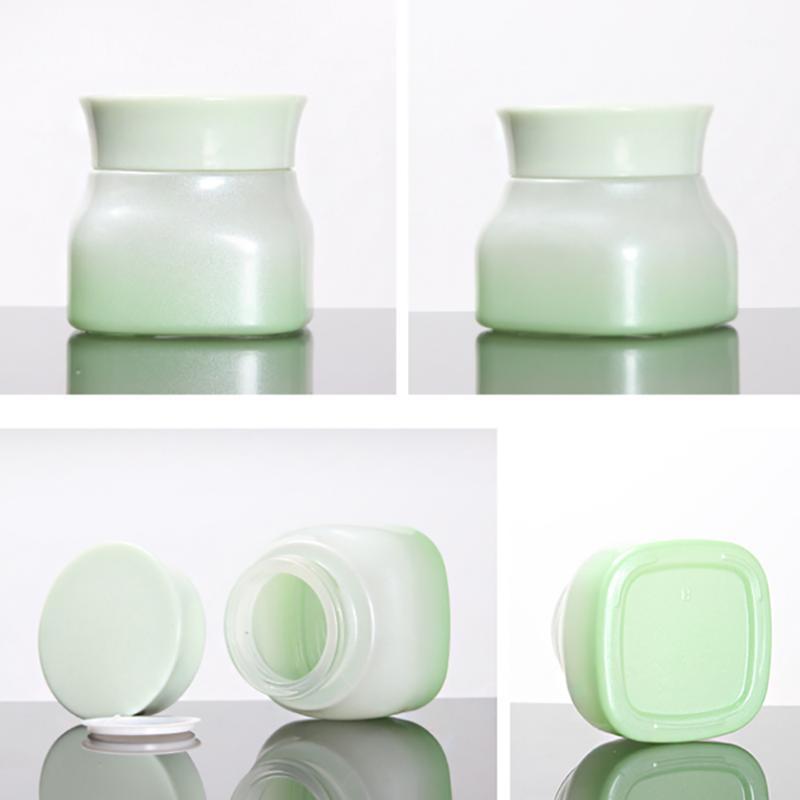 

Storage Bottles & Jars 50g Gradient Green Glass Jar With Screw Lid, Empty Square Style Face Cream Bottle