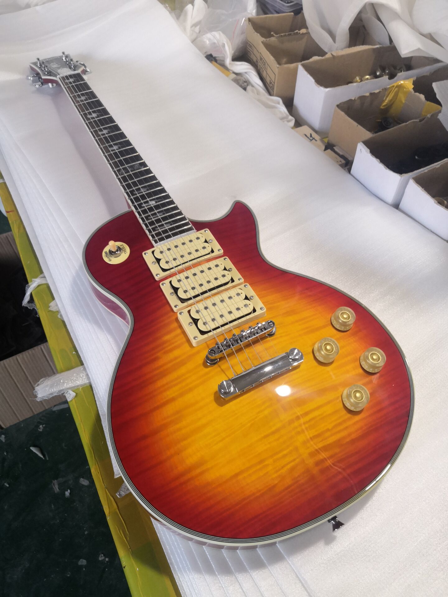 

Custom Ace Frehley Budokan Signature Cherry Sunburst Electric Guitar Mirror Back Covers, Quilted Maple Top, Three Pickups, In Stock Ship out Fast