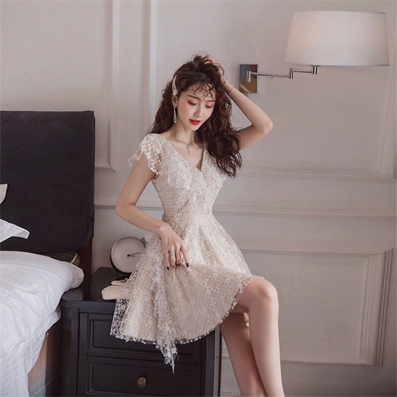 

Elegant Dress Women Sexy V-neck Fashion for Clothing Party Summer French Style Vintage Retro 210519, Beige
