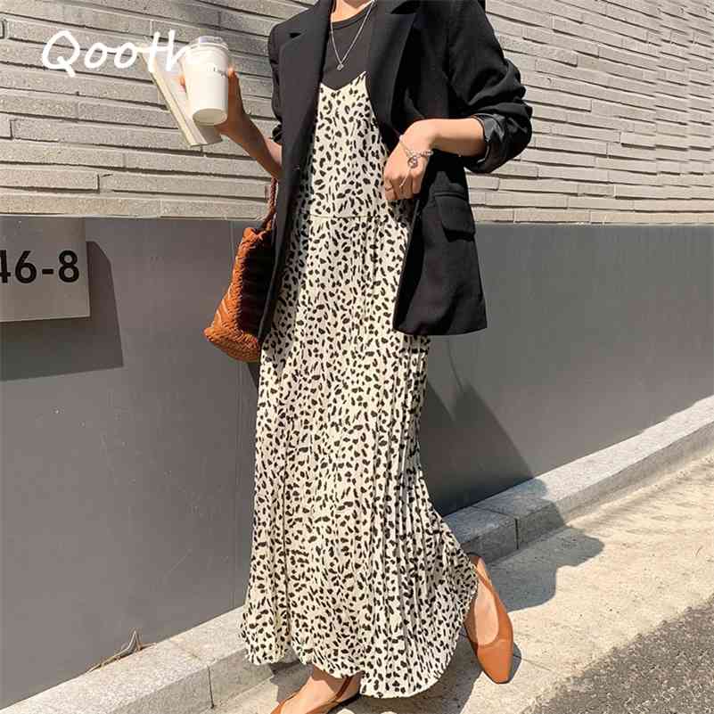 

Qooth Women A line Dress Elegant Leopard Loose Janpan Harujuku Kawaii Spaghetti Strap Sexy V-neck Casual Long Dress QT103 210518, Beige