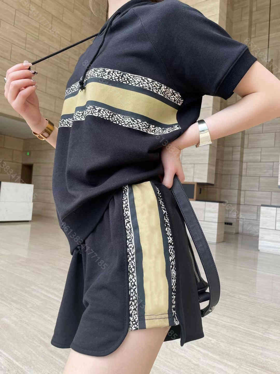 

Brand casual sets for women brand hooded sweatshirt CD hoodies and shorts 2 piece suit cotton long sleeve girls hoodies coats free ship