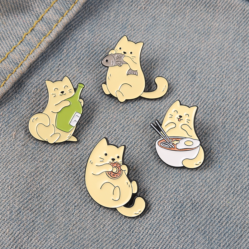 

Cat and Fish Enamel Pins kitten Eating Food Donuts Noodle Badge Sweet Cute Pinback Buttons Accessories Animal Lover Gifts