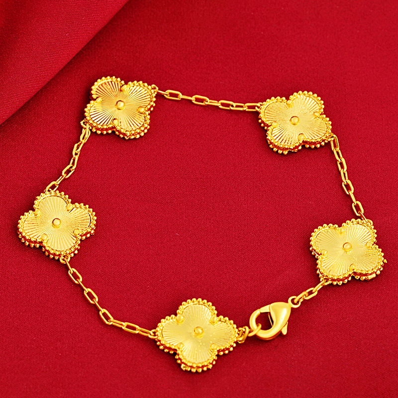 

Vietnam Placer Gold Titanium Plated Womens Four-Leaf Clover Thailand Gold Bracelet Ornament Live Supply One Generation Wholesale, Golden;silver