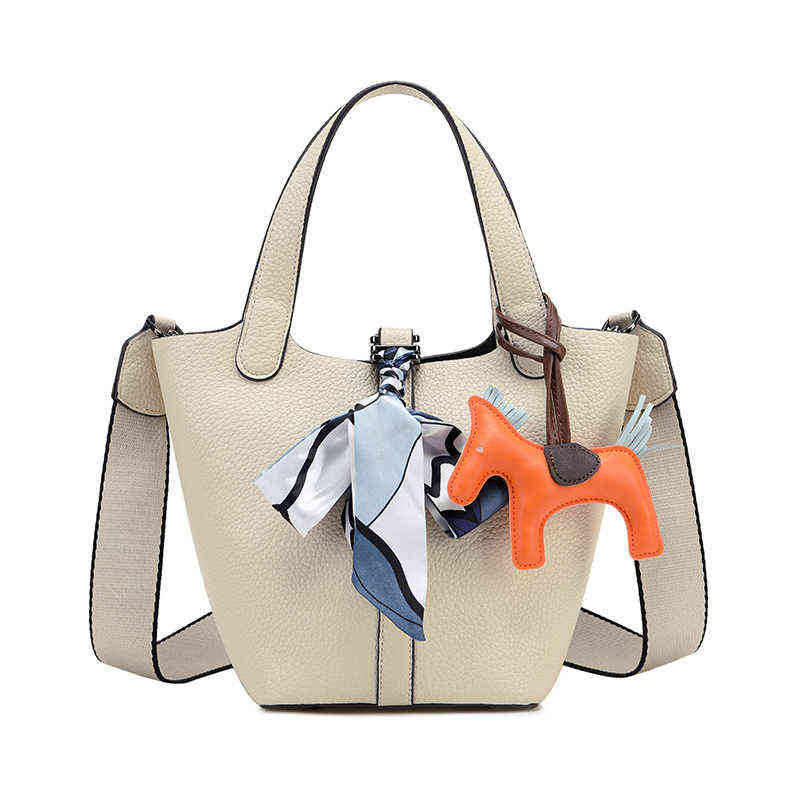 

Buet bag women 2021 autumn and winter vegetable basket soft leather versatile large capacity hand bag Single Shoulder Msenger Bag women's
