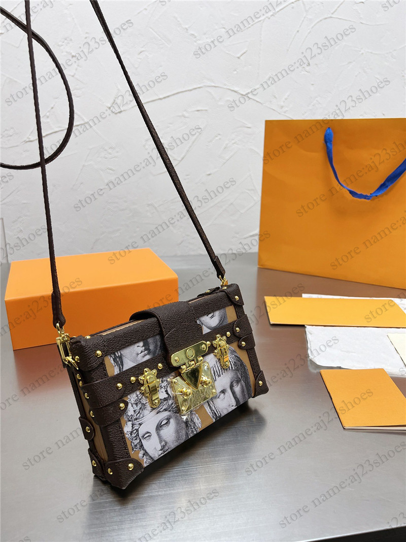 

Petite Malle Cross Body Bag designer handbags ancient Roman statues Envelope Monograms-canvas trim leather S-lock 2020-21 Small box mini suitcase square bag M59149, 02