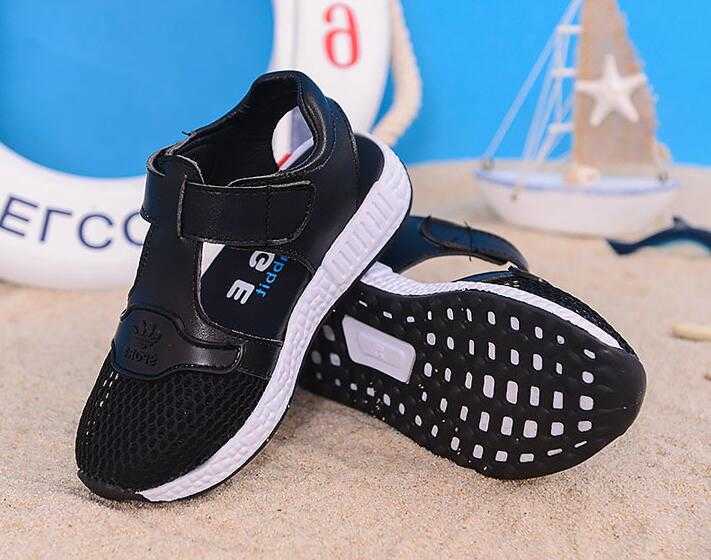 

Hot fashion summer trend new girl sandals soft bottom lie fallow beach shoes boys sandals X0703, Blue