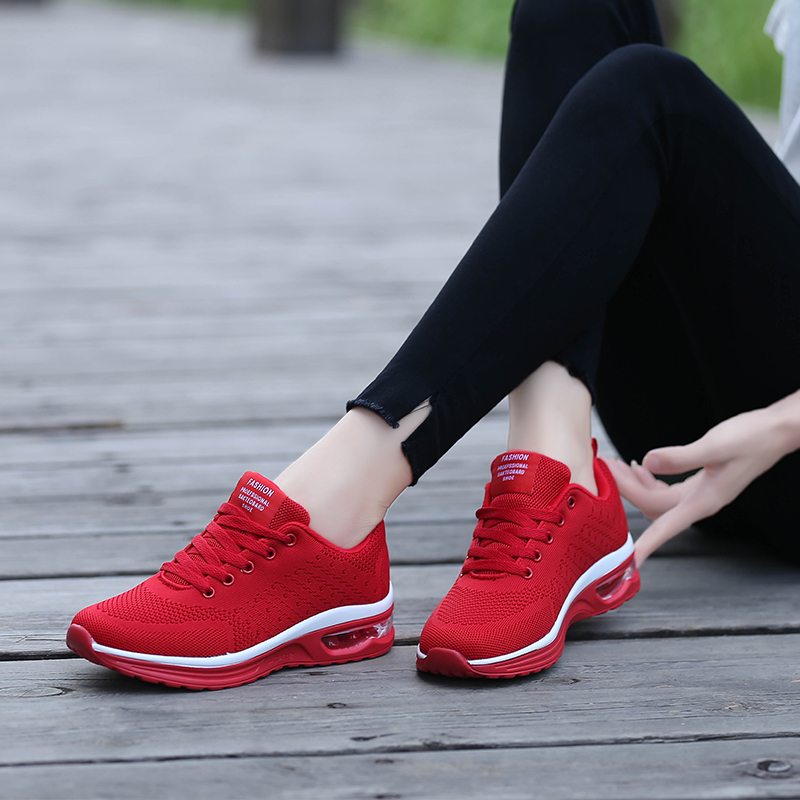 

Wholesale Women Mens Sport Knitted Fabric Running Shoes Big Size 13 Black White Red Gray Jogging Trainers Sneakers Eur 35-47 Code: LX17-5066