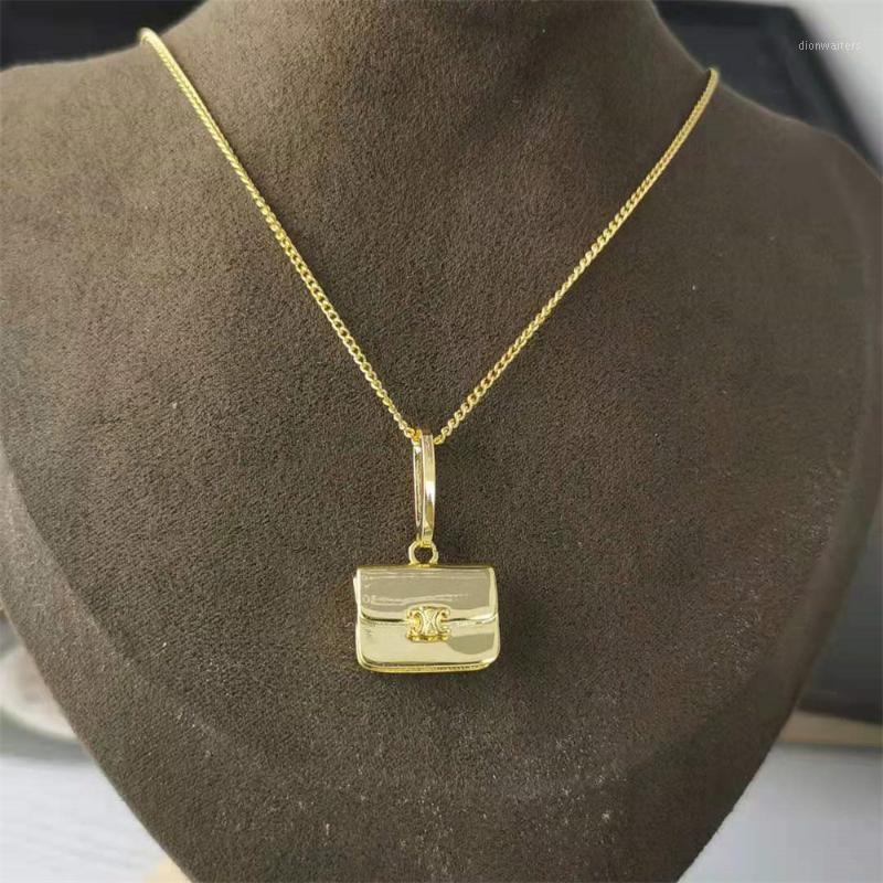 

Chains 2021 Europe And The United States Women Titanium Steel Gold Bag Pendant Collar Bone Chain Necklace Sexy