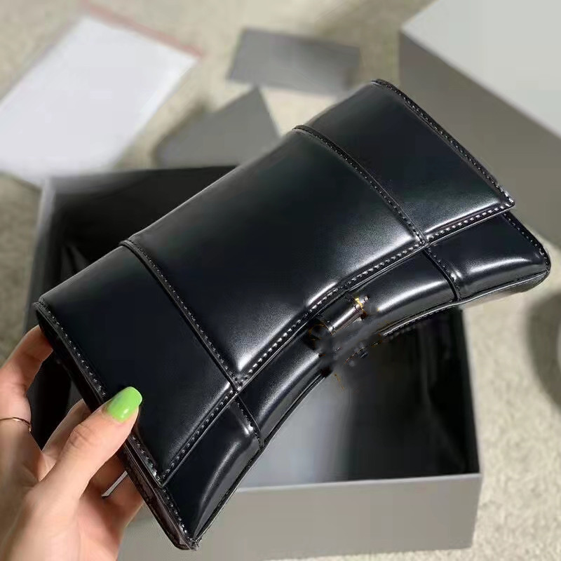 

CLASSIC FLOWER Crossbody Bags DesignerShoulder Bag Hourglass bag Women Travel Purses for fashion Luxury, Purple plain