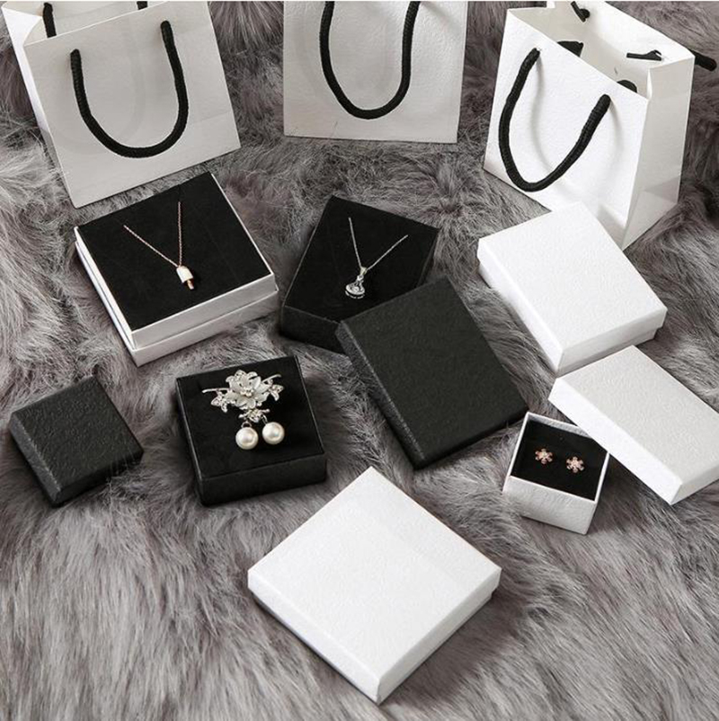 

wholesale Custom Pure white box coated matte jewelry packing ring Bracelet handbag gift