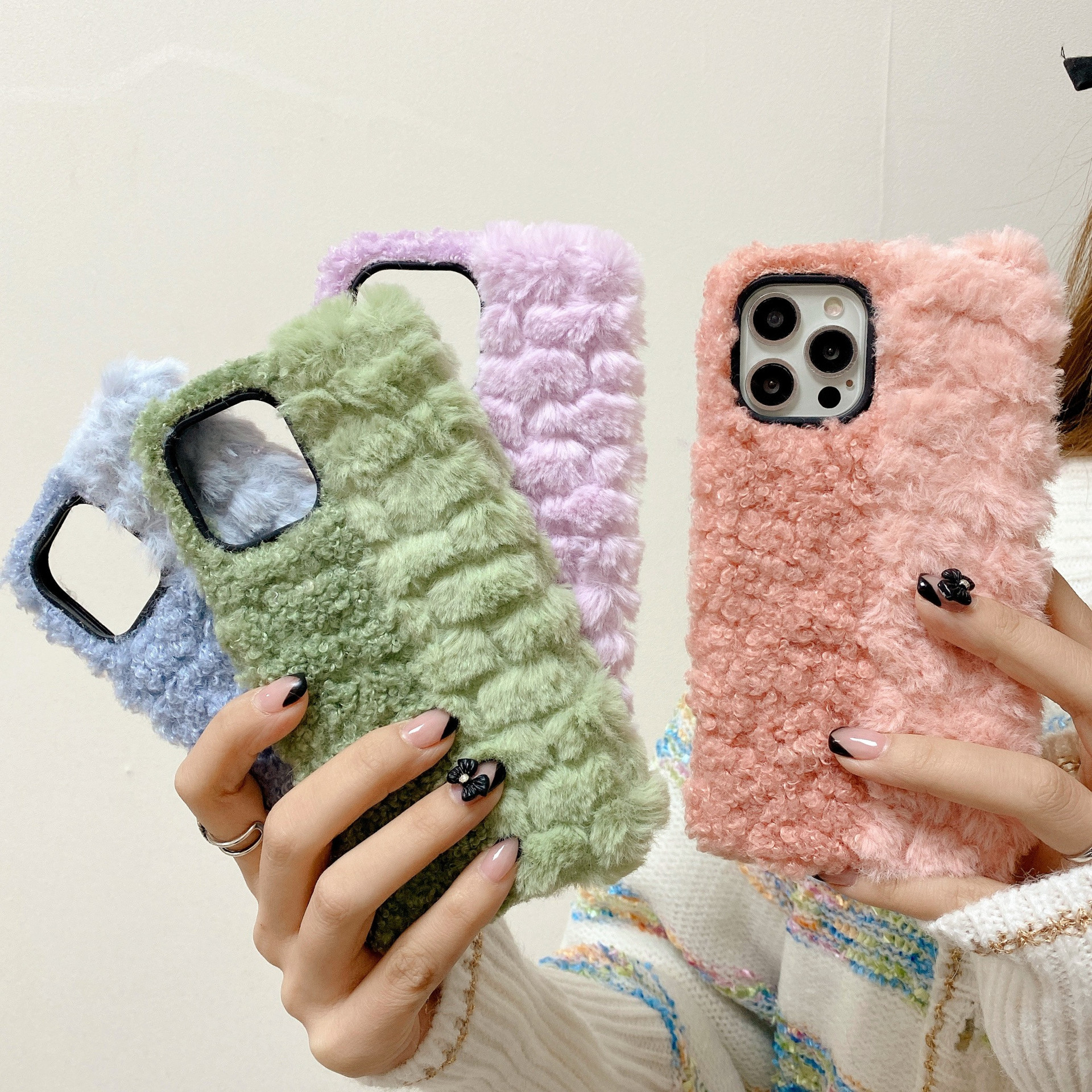 

Multi Color Plush Cell Phone Cases for IPhone 11 12 13 Pro Max 7 8 Plus Xr X Xs Autumn Winter Back Cover Case Mixed Order Accept