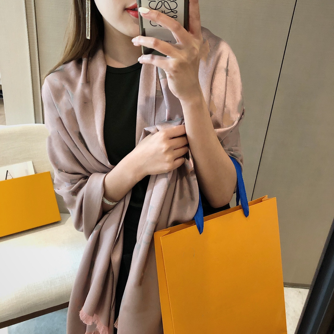

2021 Fashion scarves silk and cashmere Wraps Keep Warm Women 4 Season Letters Shawl Scarf 180x70cm, Blue;gray