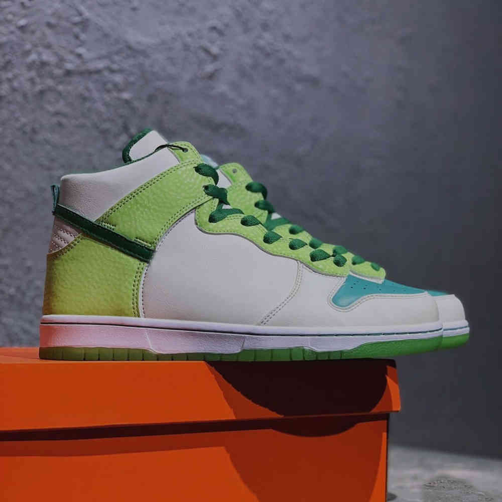 

Shoes glow-in-the dark white green dunk series North Carolina blue low top sports skateboard carton, Bubble wrap packaging