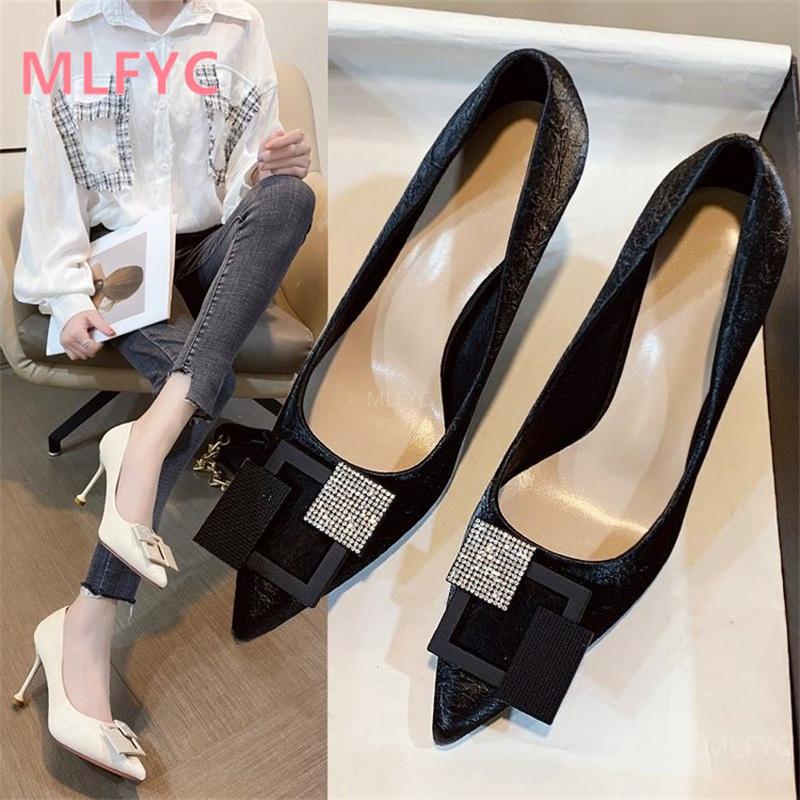 

Dress Shoes Girls Stiletto High Heels 2022 Rhinestone Square Buckle Female Sense Pointy Head Is Thin Shallow Mouth Net Red Single, Apricot