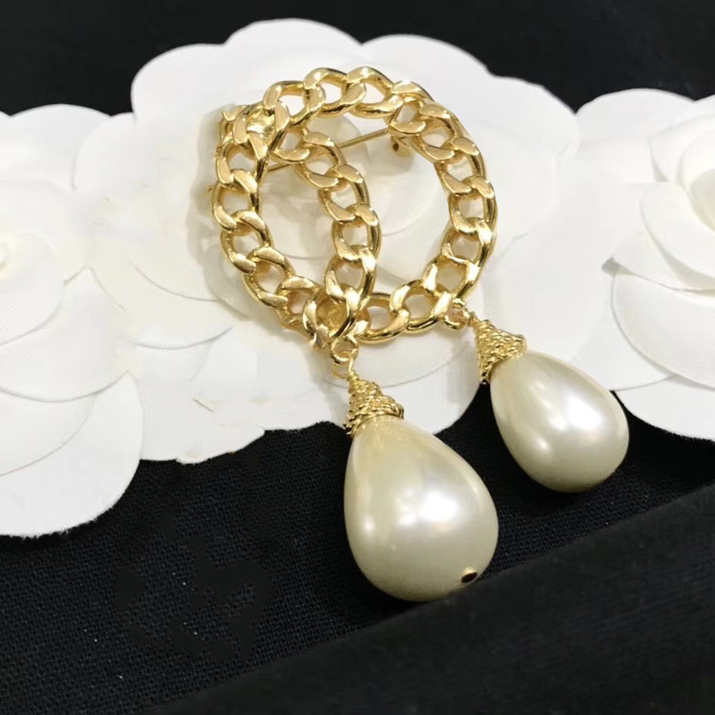

Women Designer Brooches Water Drop Glass Pearl Chain Classic Double Letter With Original Box L-C13, Gray