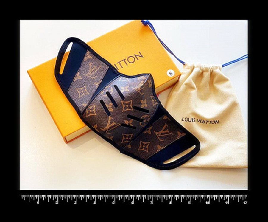 

Designer Anti-Dust Cotton Mouth Face Mask Black Protective Masks Unisex Facemask Man Woman Wearing Black Fashion Luxury Facemask Without Box