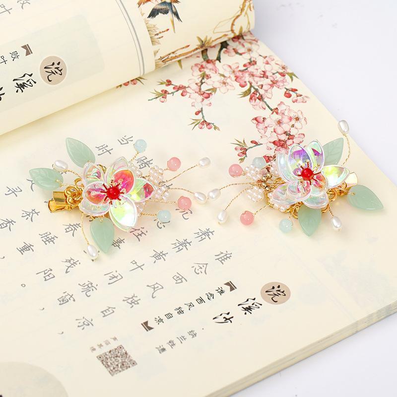 

Imitation Pearl Flower Crystal Hairpin Hair Clips Sweet Glaze Petal Comb Vintage Chinese Style Women Jewelry VL & Barrettes, Golden;silver