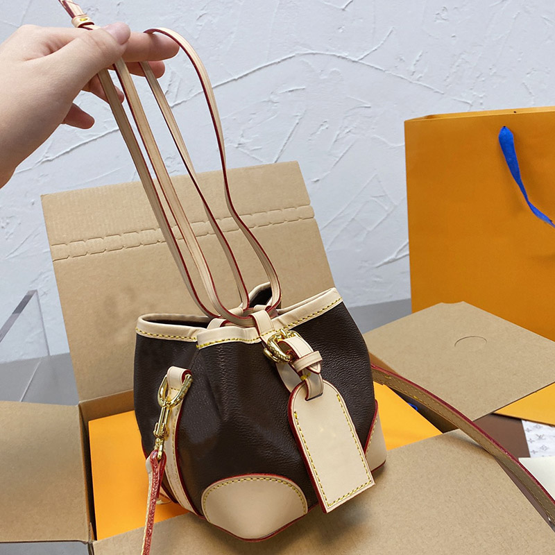 

Fashion Women Drawstring Luxury Designer Bucket Bags High Quality Shoulder Bag Leather Crossbody Artwork Handbag Purse Wallet Coin Holder, Increase freight