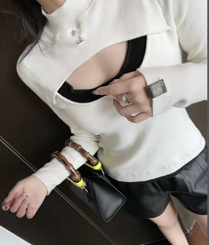 

Women's contrast color design blended bottoming shirt, early autumn for internal and external wear 1109, White