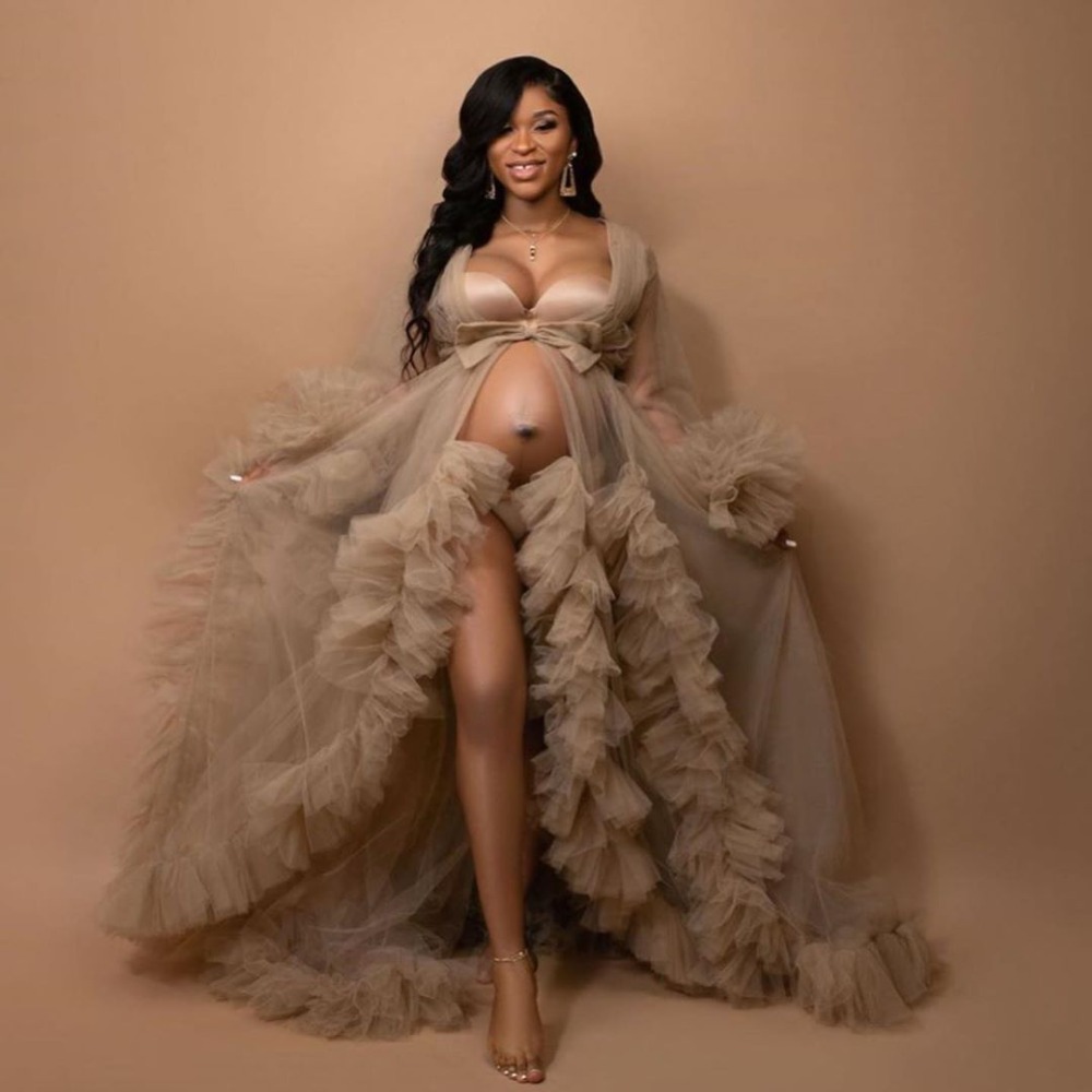 

Khaki African Maternity Dress Robes for Photo Shoot or baby shower Ruffle Tulle Chic Women Prom Gowns Ruffles Long Sleeve Photography Robe Party Dresses, Pearl headpiece
