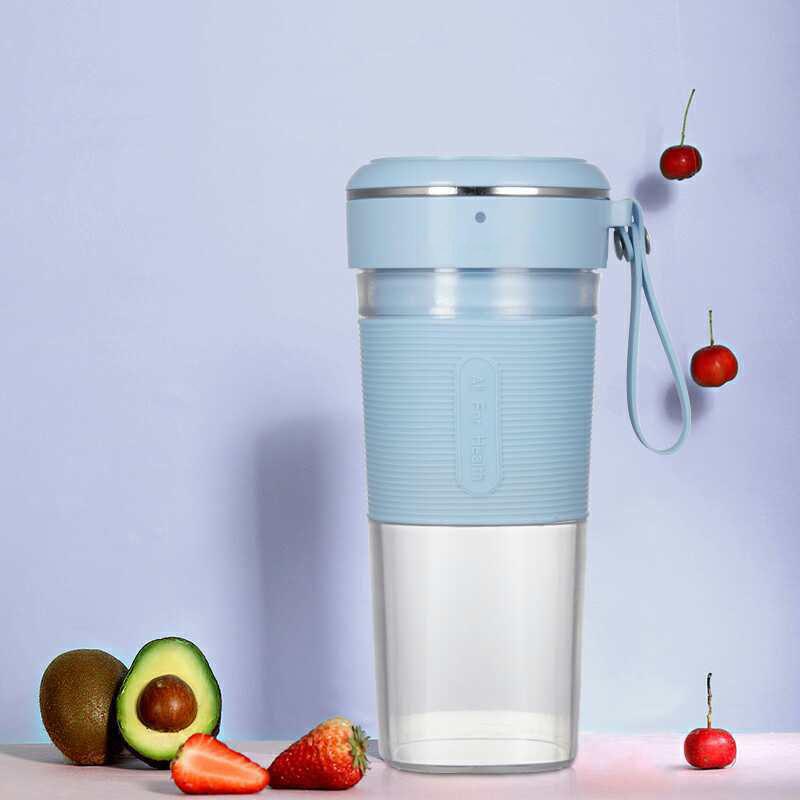 

Portable Juicer Household Multifunctional Fruit Mini Juicer Cup Rechargeable Juicer