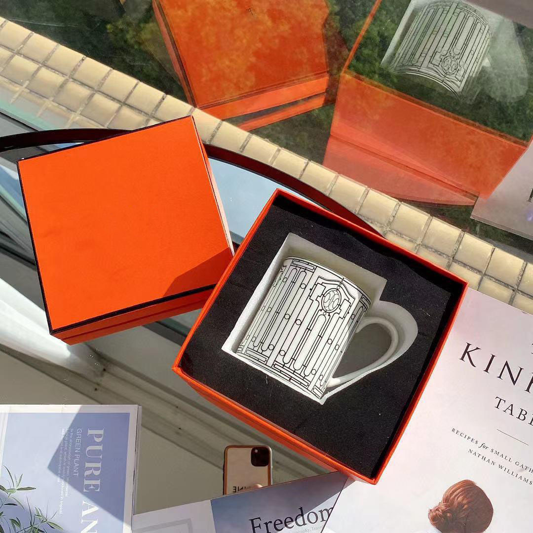 

Multi style Luxurious Ceramic Mug Breakfast cup High quality bone china mugs Coffee cups Porcelain Novelty Birthday Gift, See details