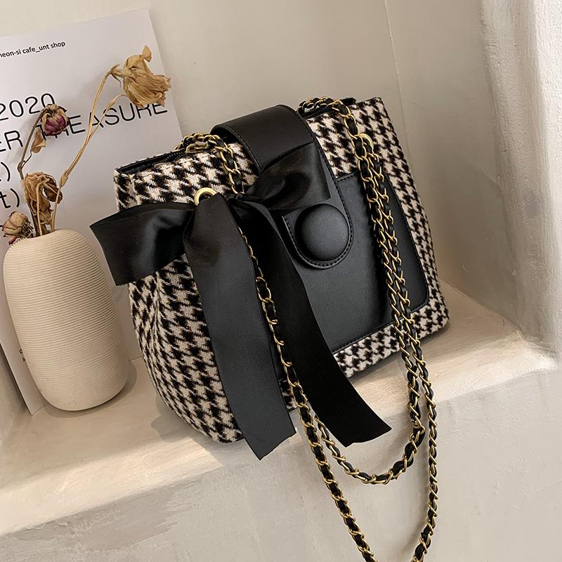 

Evening Bags Design Handbags Fall/winter Fashion Chain Shoulder Messenger Bucket Bag Underarm Dual-use Width: 23cm