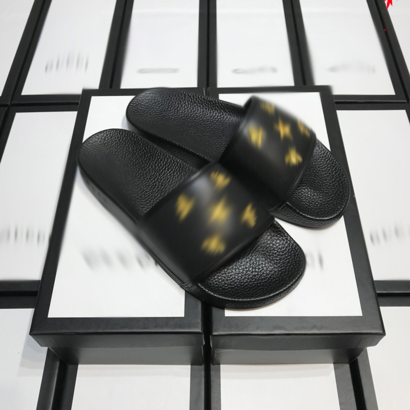 

2021 Designer luxurys slippers men sandals fashion beach shoes flip flops flat non-slip classical hole slipper with box size 39-45 -G198, Black