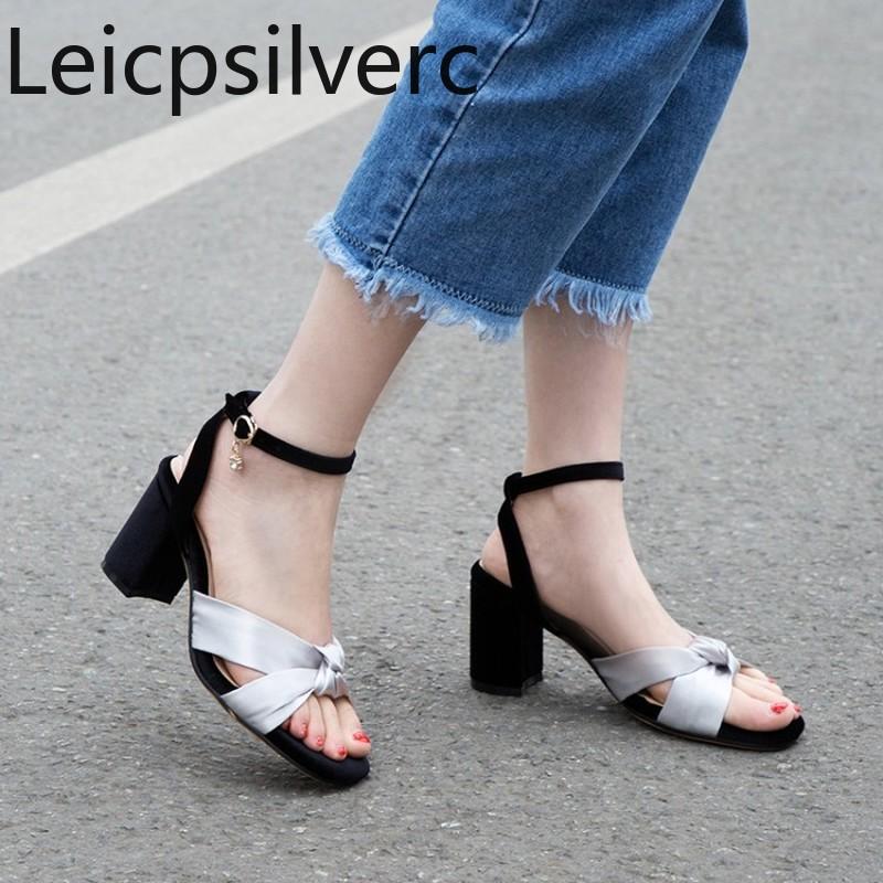 

Women's Sandals Summer The Fashion Open Toe Color Matching Buckle Thick Heel High Party Shoes Plus Size 32-43, Black