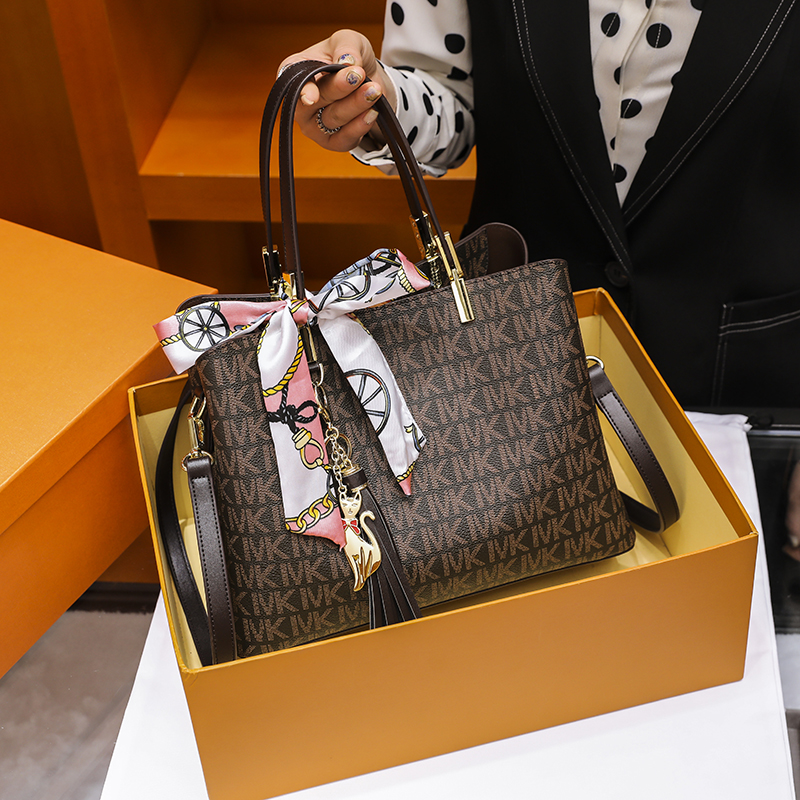 

Bag With Pattern Shoulder Bags Retro Printed Pendant Cat 8029 Scbqb, Coffee