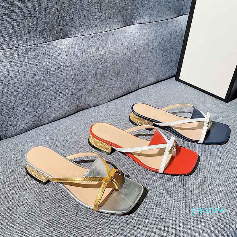 

2021 classic flat bottom summer sandal cartoon simple