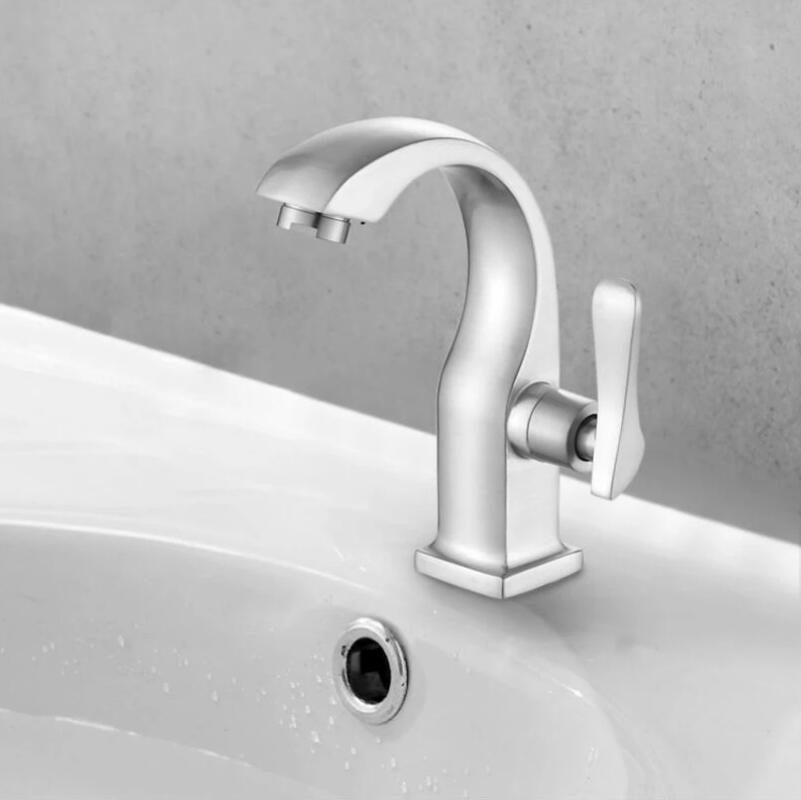 

G1/2 Zinc Alloy Basin Faucet Bathroom Sink Faucet Single Handle Single Hole Faucet Deck Mount Cold Water Tap