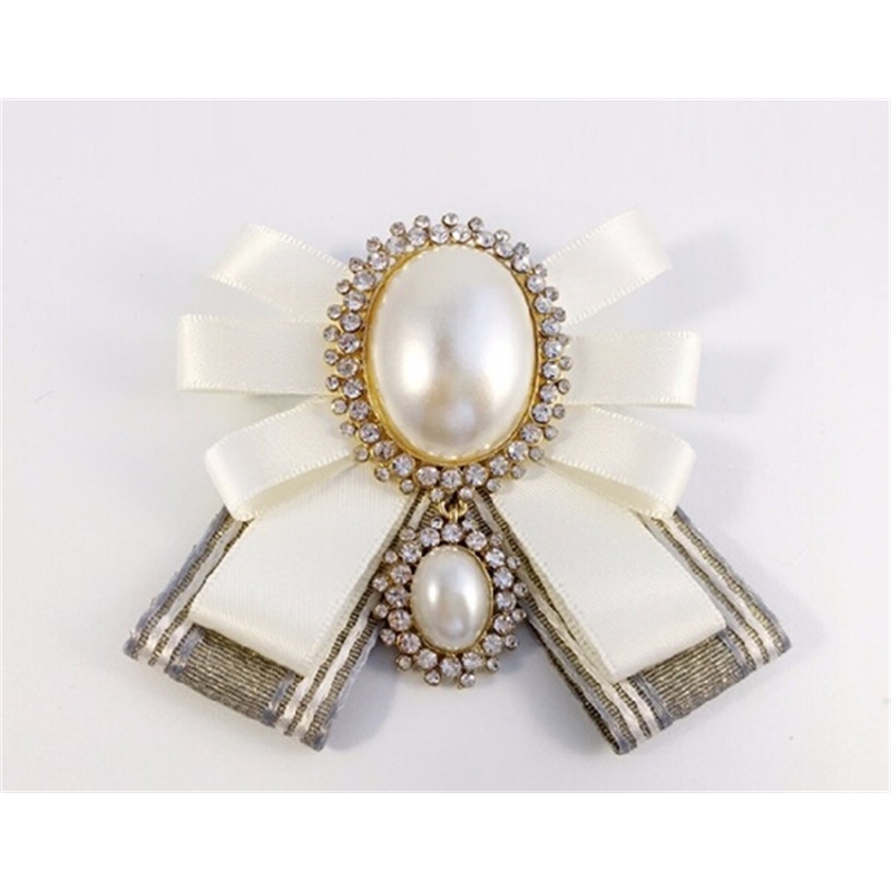 

female male fashion college wind big pearl bow tie knot retro Headdress brooch antique cloth corsage pin