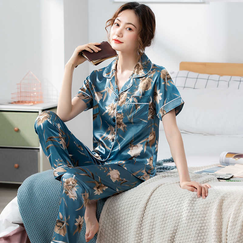 

Pajamas Women's Summer Silk Imitation Korean Short Sleeve Trousers Silk Oversize Autumn and Winter Ice Silk Two Piece Suit 211019, Short sleeve shorts
