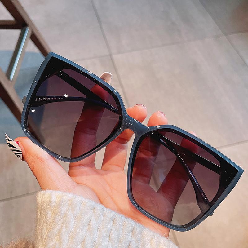 

Sunglasses 2022 Fashion Big Square Frame Polarized Women Vintage Graident Sun Glasses Female Driving Men Shades