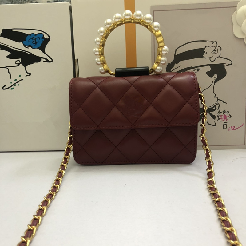 

Early Autumn brand newest pearl bracelet small square bag famous Cosmetic Bags & Cases mini handbags single shoulder cross body