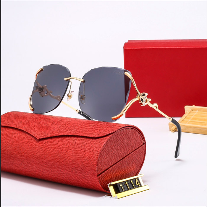 

Fashion men and women couple sunglasses mirror with LOGO absolute tall leisure 1high-end atmosphere highlight personality model 6 colors, White;black