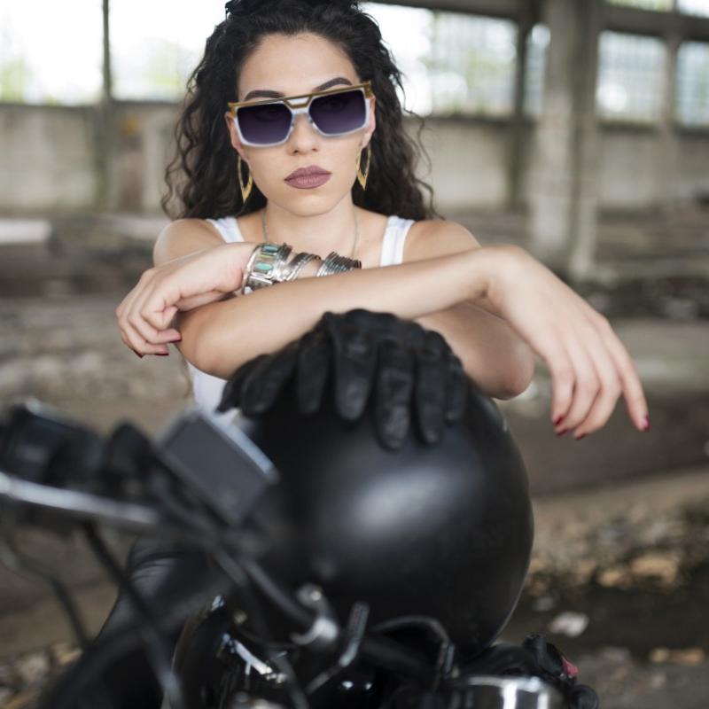 

Hoop & Huggie 80s/90s Women Hip Hop Costume Kit Rapper DJ Sunglass Bamboo Earings For Girls