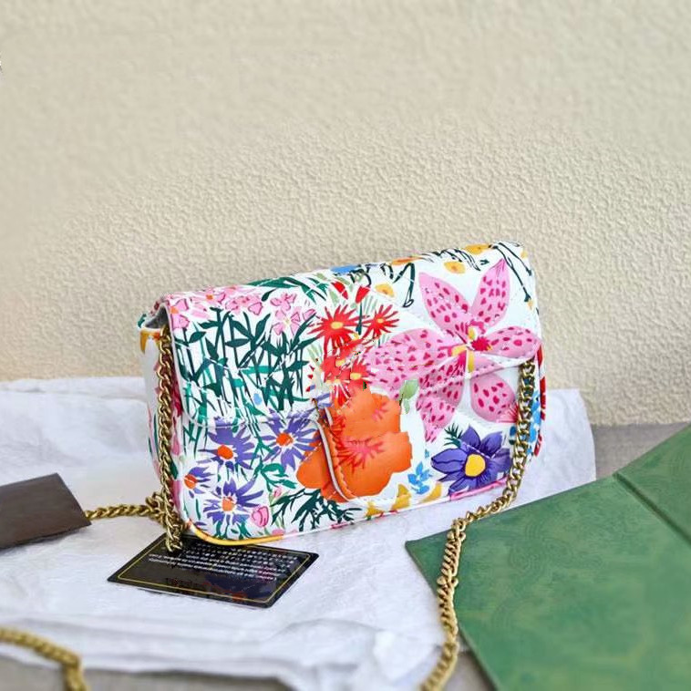 

Fashion Messenger Bag Colorful Floral Print Designers Chain Pocket Trendy Temperament Women Shoulder Bags Top Quality Handbags Toiletry Pouch Purse, Black