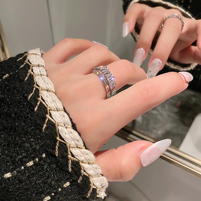 

Bangle 2021 Fashion Gothic Finger Jewelry Sexy Girl Wedding Party Ring Luxury Zircon Gold Double Student Opening Rings For Woman