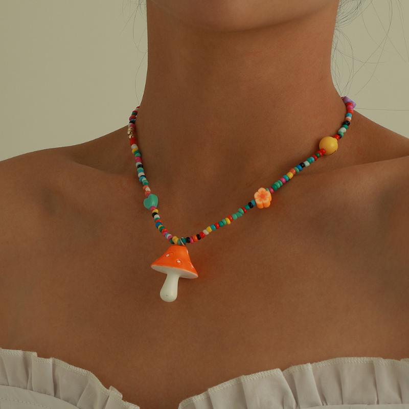 

Chokers Handmade Mushroom Pendant Necklace For Women Girls Bohemian Fashion Ethnic Face Flower Short Collar Jewelry Gift