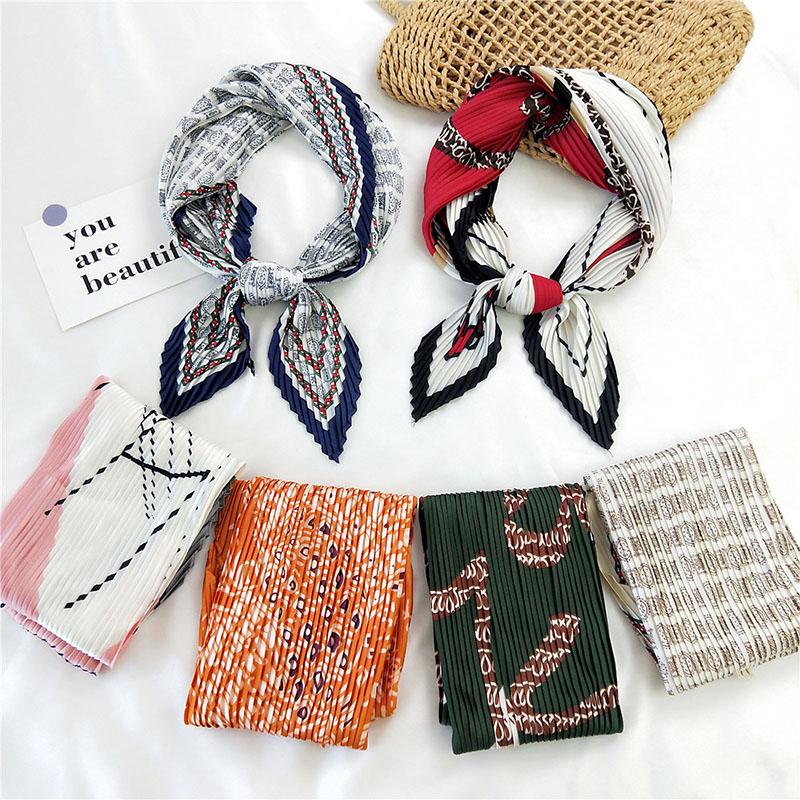 

Scarves Women's Small Square Scarf Multi Color Crinkle Hair Scarfs Ladies Pleated Twill Stretchy Foulard Neckerchief 70cm