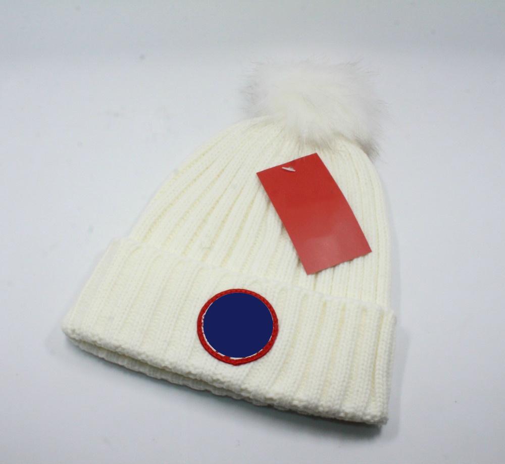 

Ladies Ball Knitted Designers Hat Winter Woolen Women Men Hats Wool Ball Knitted Beanie