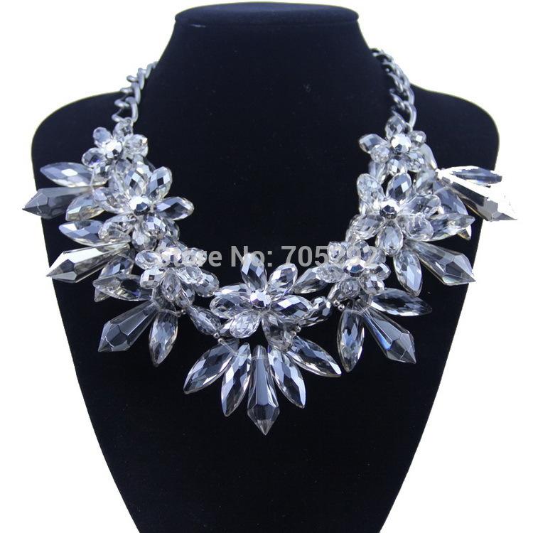 

Luxury Crystal Flower Necklace Pendant Statement Choker Collar Chokers