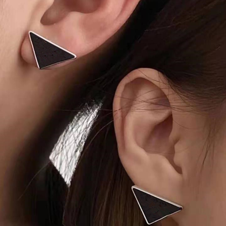 

Women Fashion Studs Earrings Charm Men Studs Stainless Steel Triangle Stud Wedding Gift Engagement Jewelry